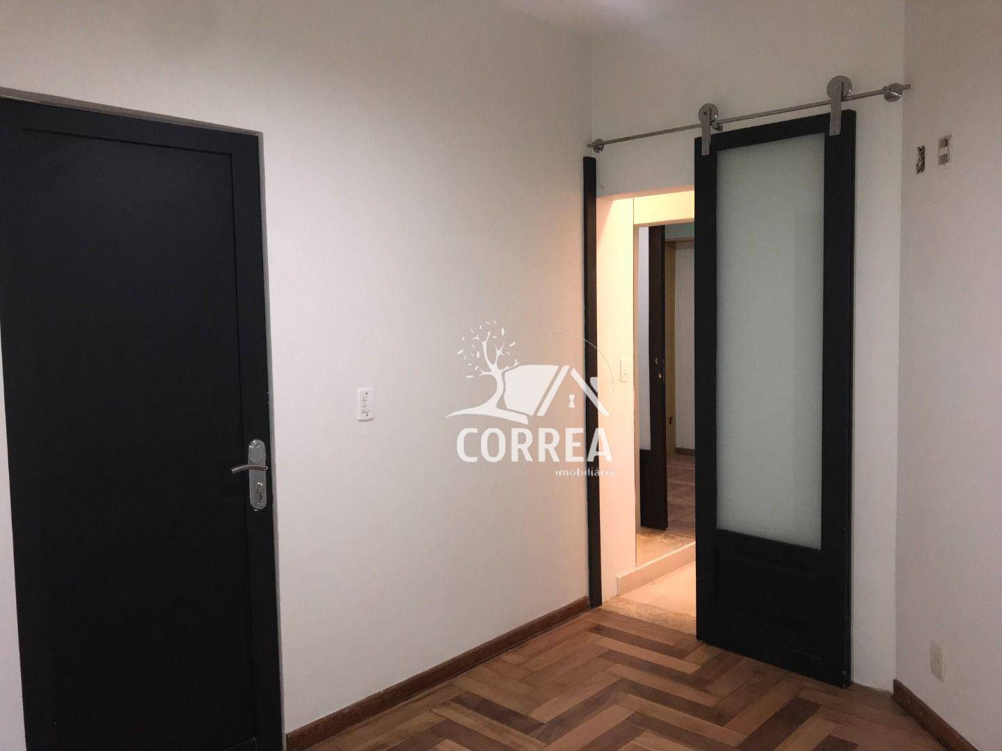 Casa à venda com 4 quartos, 350m² - Foto 26