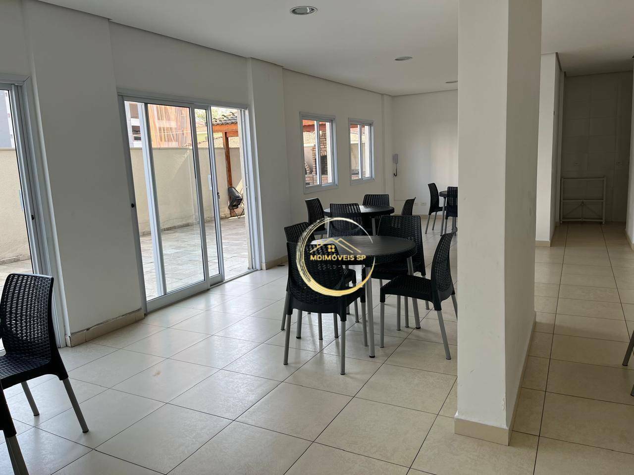 Apartamento para alugar com 3 quartos, 95m² - Foto 18