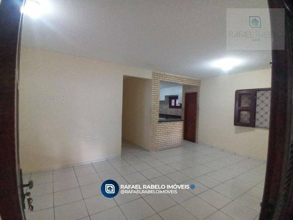 Casa à venda com 3 quartos, 300m² - Foto 4