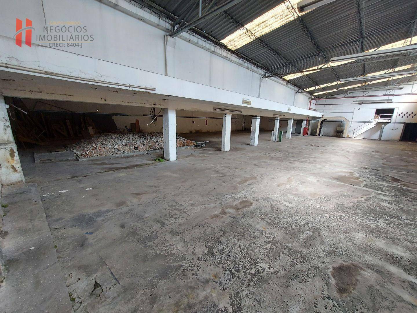 Prédio Inteiro para alugar, 800m² - Foto 6