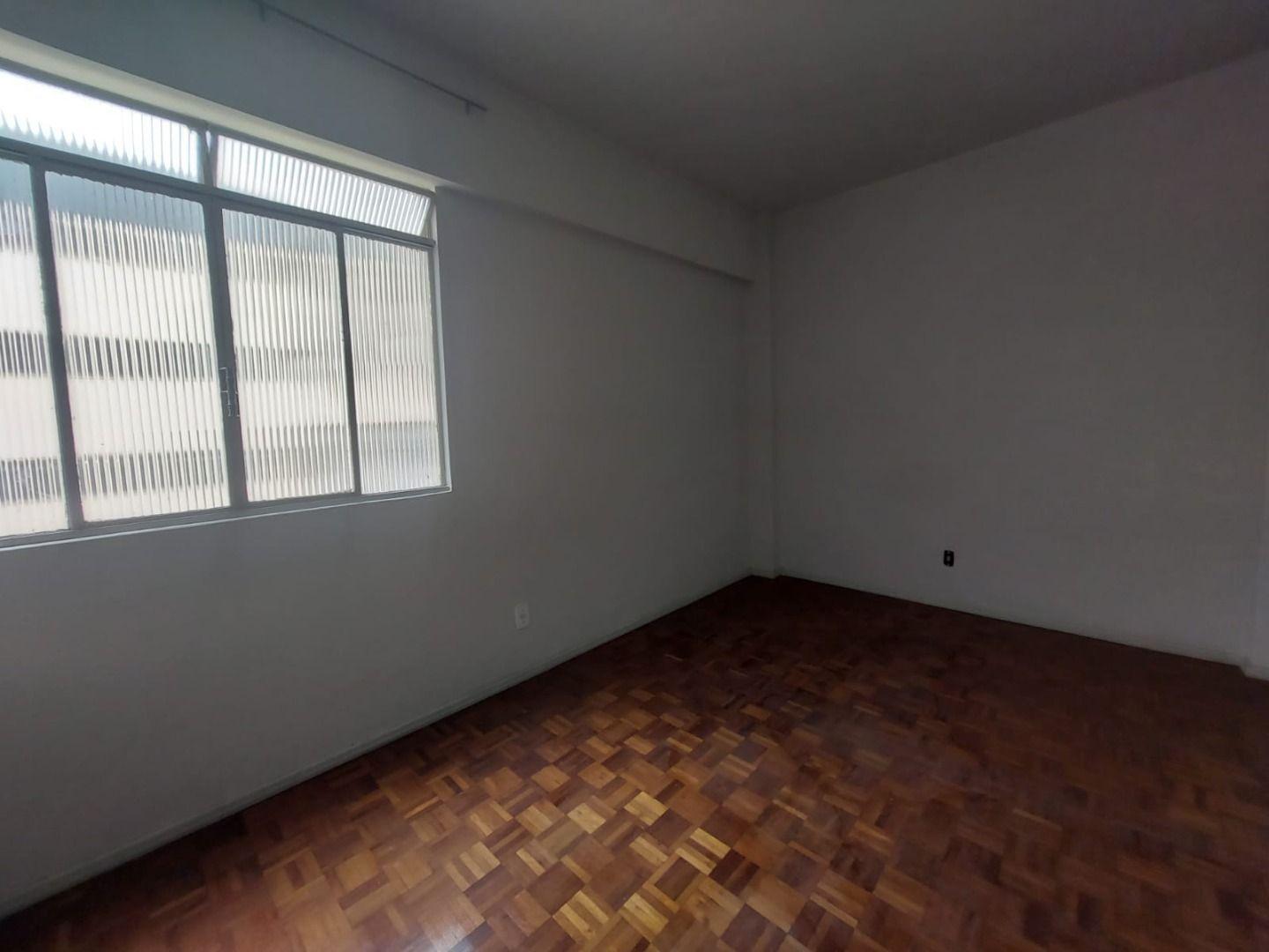 Apartamento à venda com 4 quartos, 110m² - Foto 7