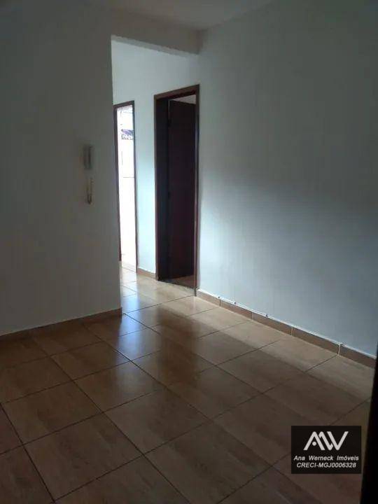 Apartamento à venda com 2 quartos, 50m² - Foto 3