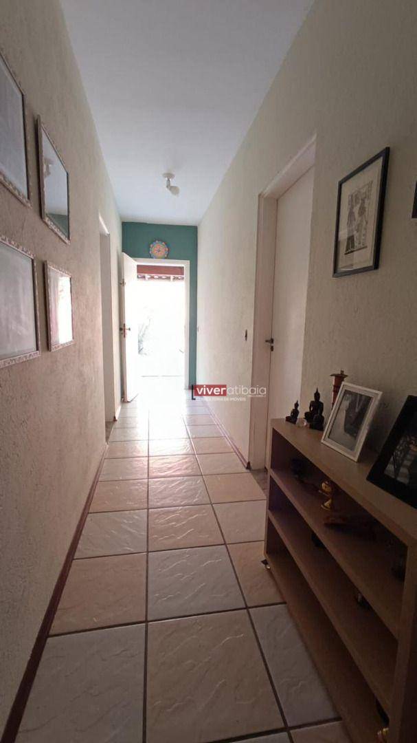 Casa à venda com 4 quartos, 180m² - Foto 11