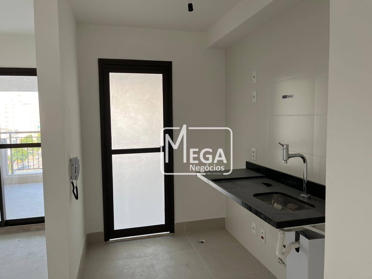 Apartamento à venda com 2 quartos, 71m² - Foto 2