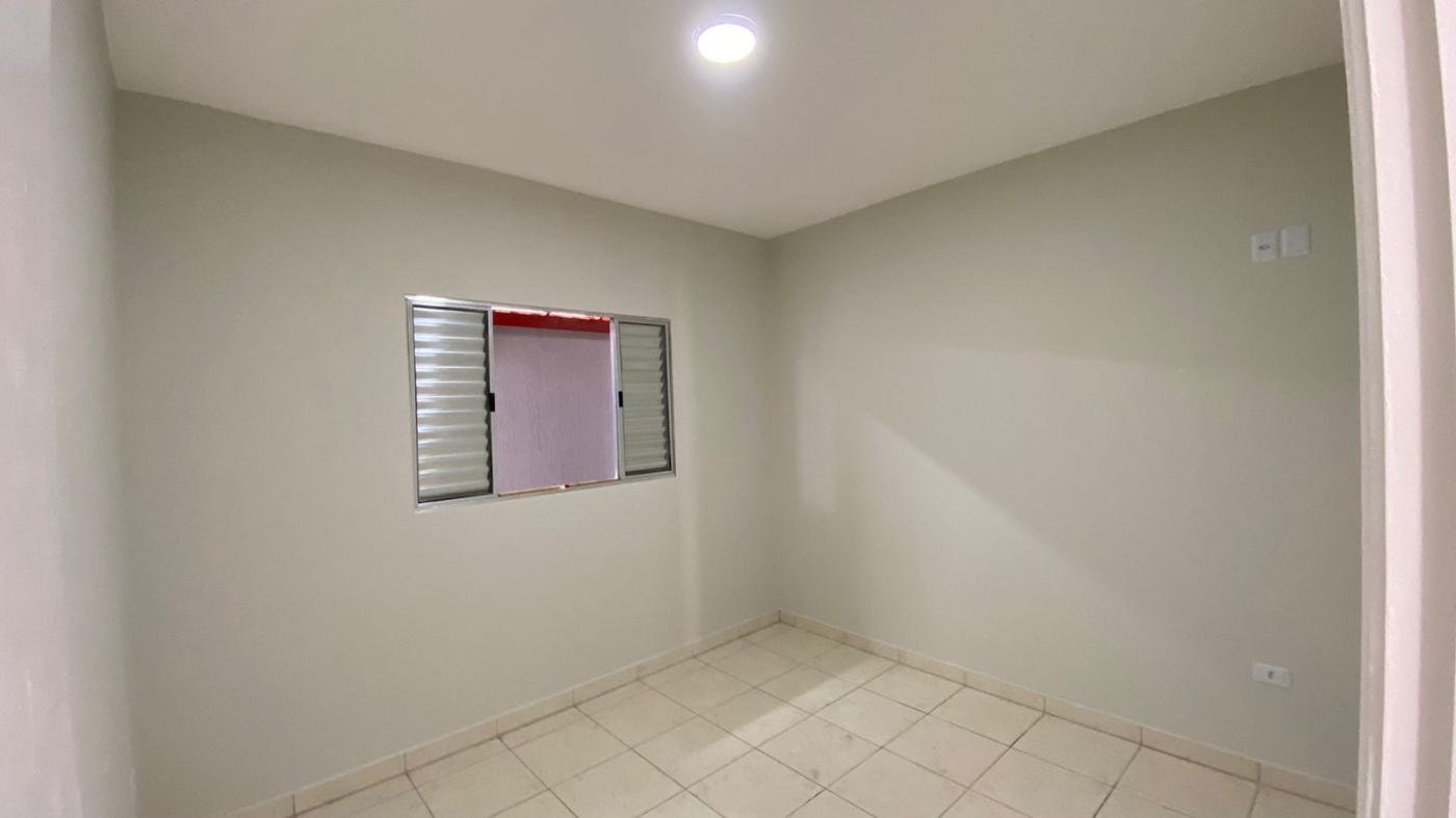 Casa à venda com 2 quartos, 60m² - Foto 21