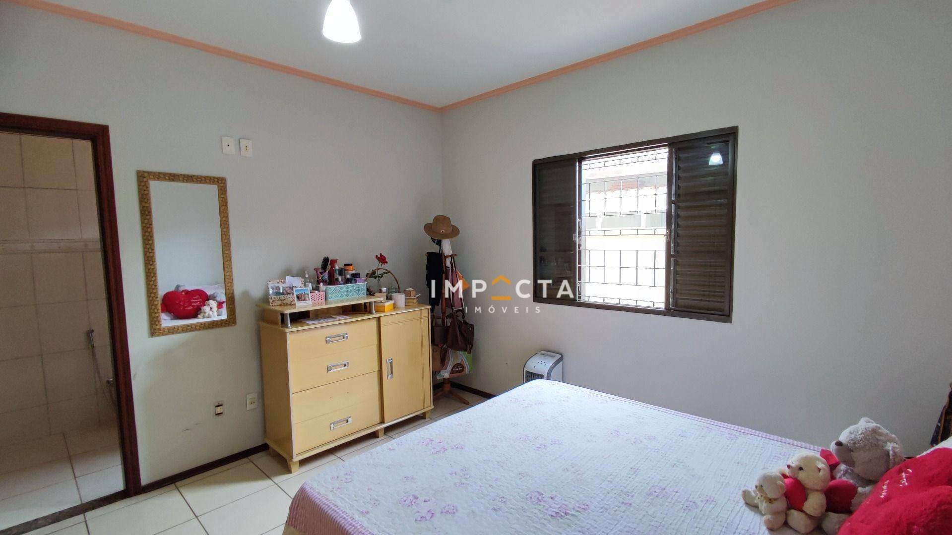 Casa à venda com 3 quartos, 158m² - Foto 14