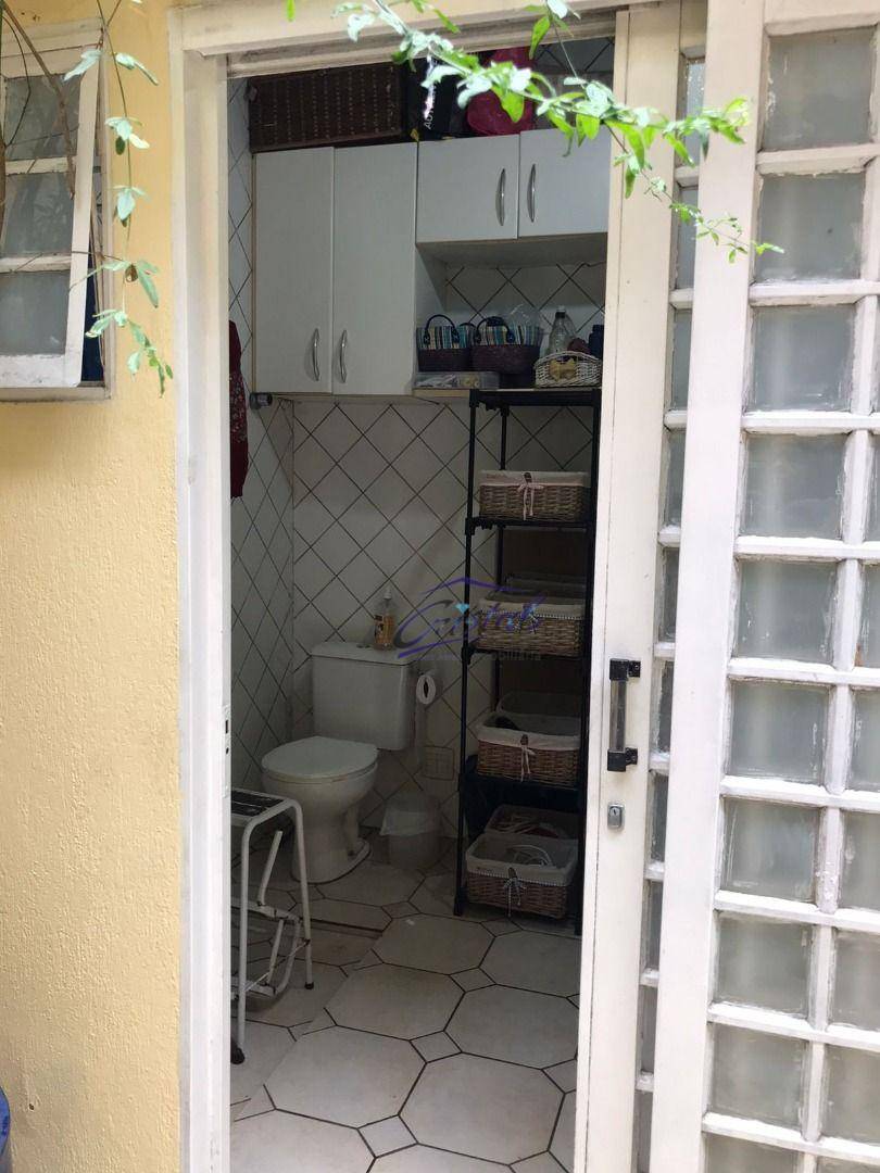 Casa de Condomínio à venda e aluguel com 3 quartos, 228m² - Foto 37