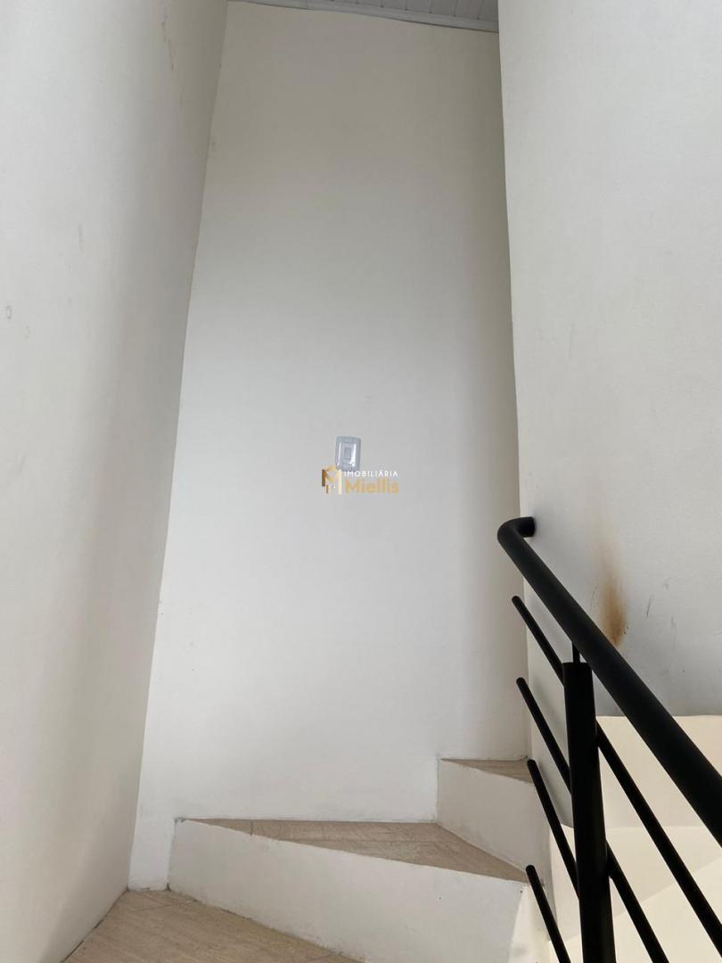 Casa à venda com 2 quartos, 45m² - Foto 15