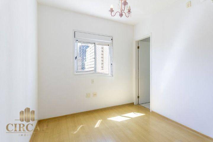 Apartamento à venda com 3 quartos, 130m² - Foto 14