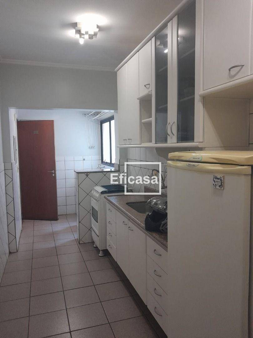 Apartamento à venda com 1 quarto, 45m² - Foto 2