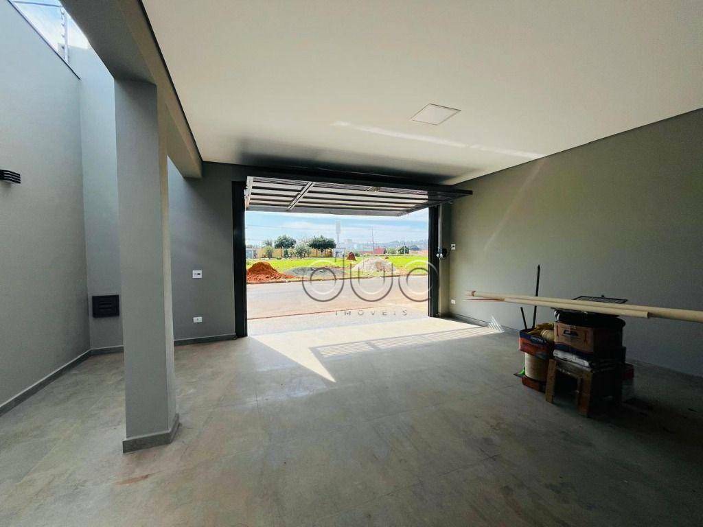 Casa à venda com 3 quartos, 235m² - Foto 3