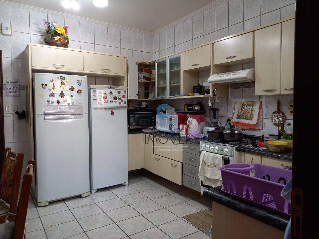 Sobrado à venda com 2 quartos, 170m² - Foto 24