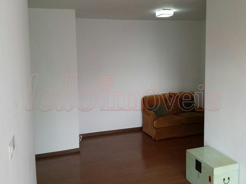 Apartamento para alugar com 3 quartos, 109m² - Foto 2