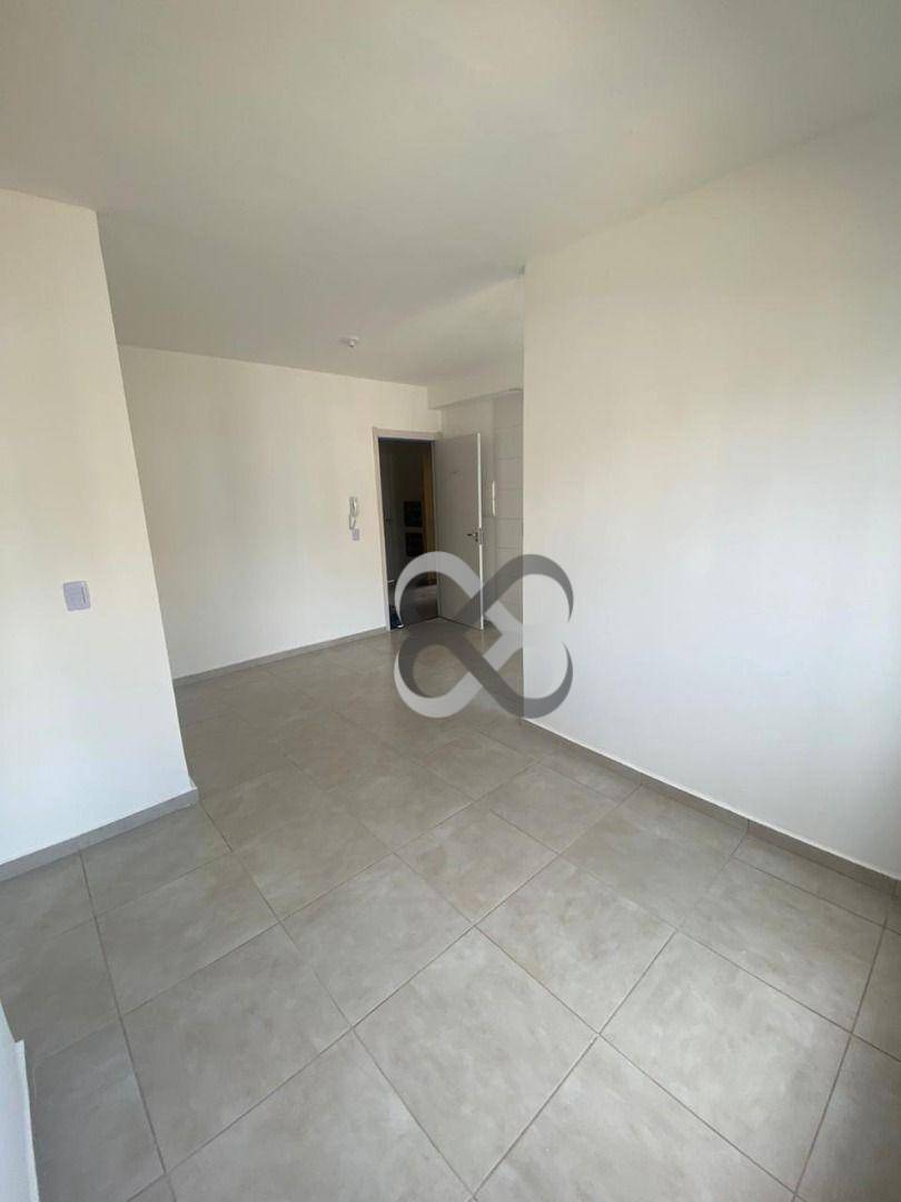 Apartamento para alugar com 2 quartos, 40m² - Foto 1