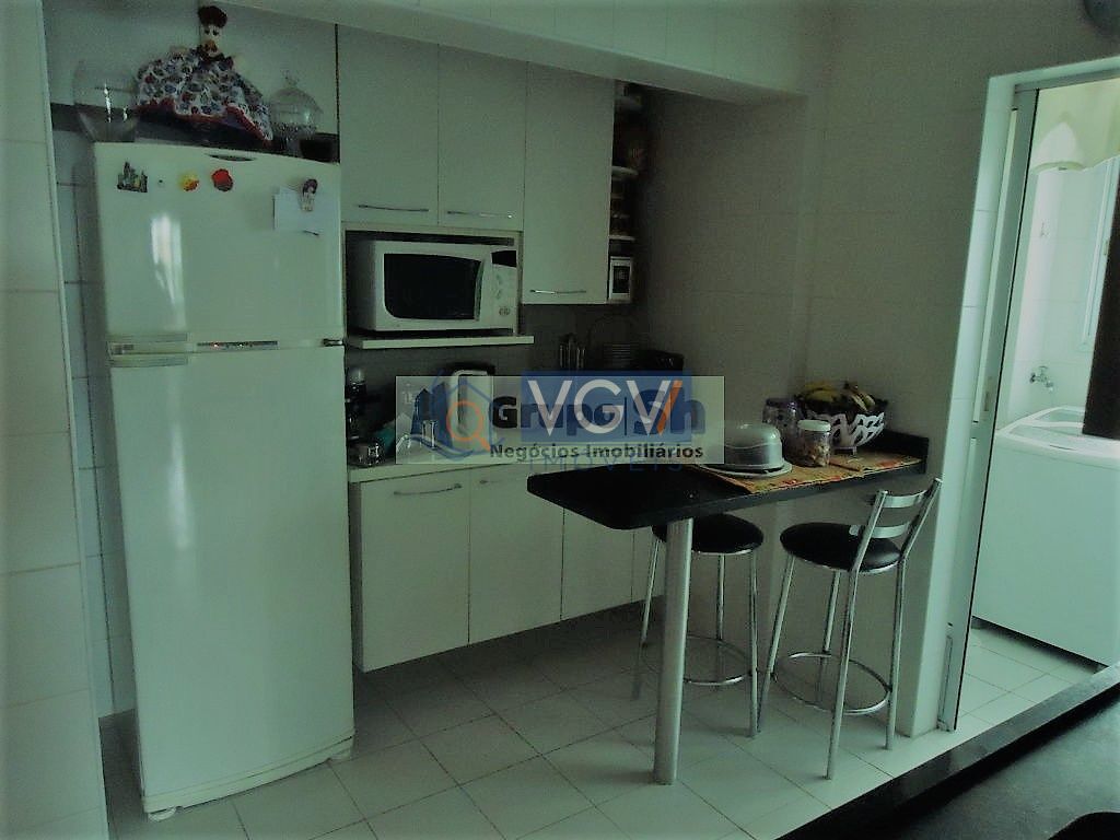 Apartamento à venda com 3 quartos, 92m² - Foto 3