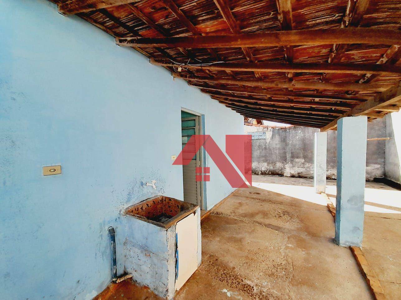 Casa à venda e aluguel com 2 quartos, 130m² - Foto 11