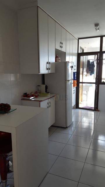 Apartamento à venda com 2 quartos, 90m² - Foto 9