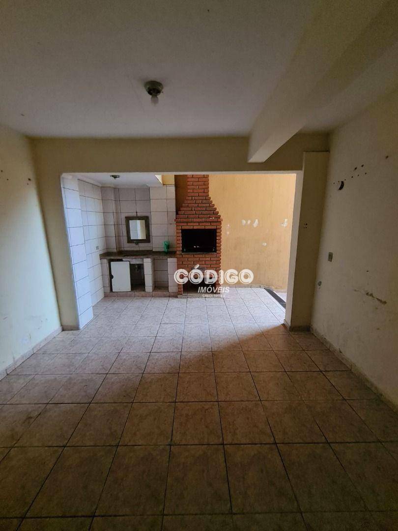 Sobrado à venda e aluguel com 4 quartos, 190m² - Foto 5