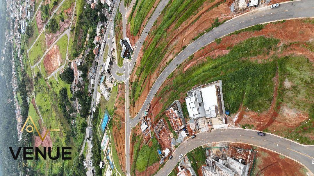 Loteamento e Condomínio, 300 m² - Foto 1