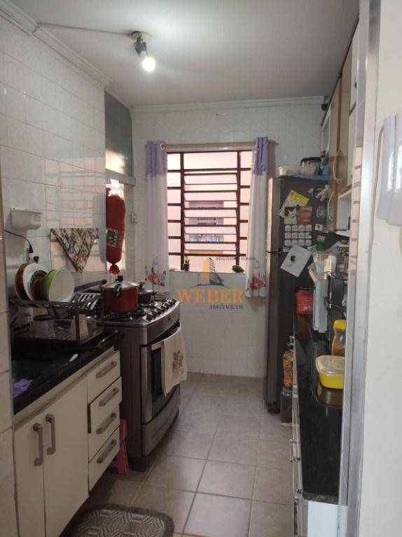 Apartamento à venda com 2 quartos, 50m² - Foto 3