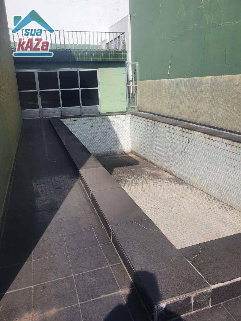 Sobrado à venda e aluguel com 6 quartos, 300m² - Foto 5