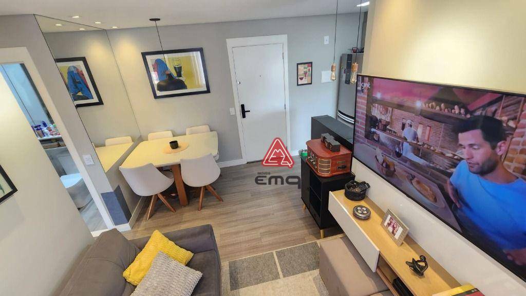 Apartamento à venda com 2 quartos, 40m² - Foto 8