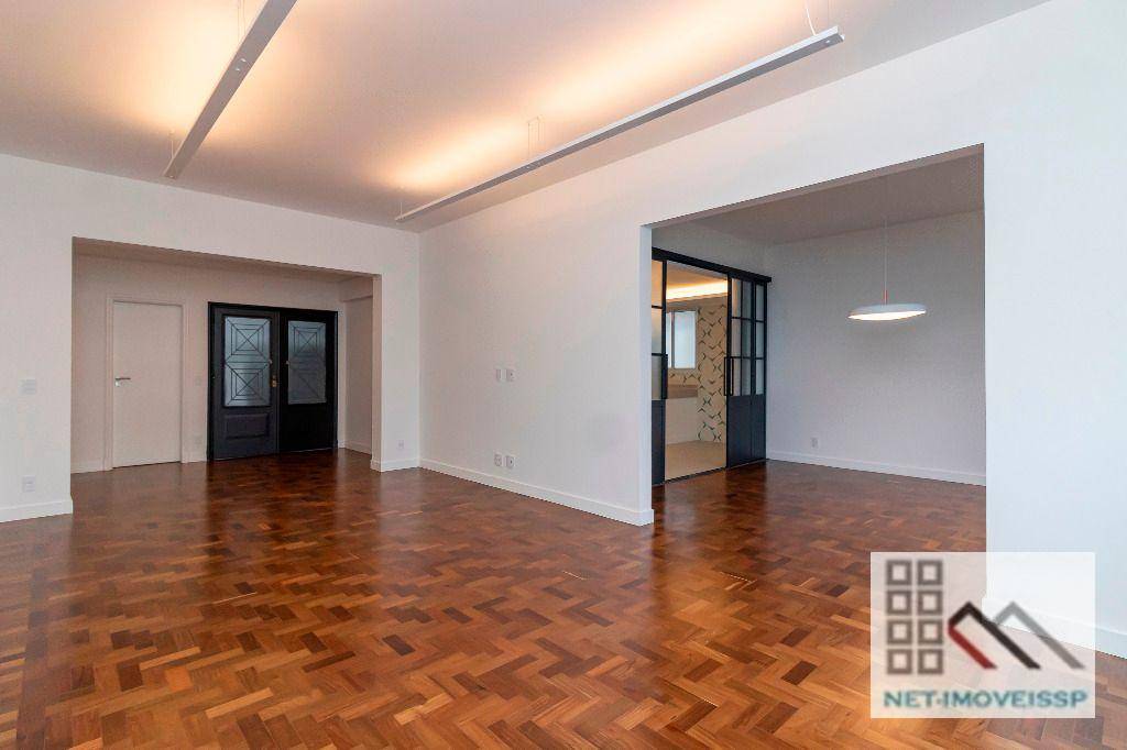 Apartamento à venda com 3 quartos, 239m² - Foto 20