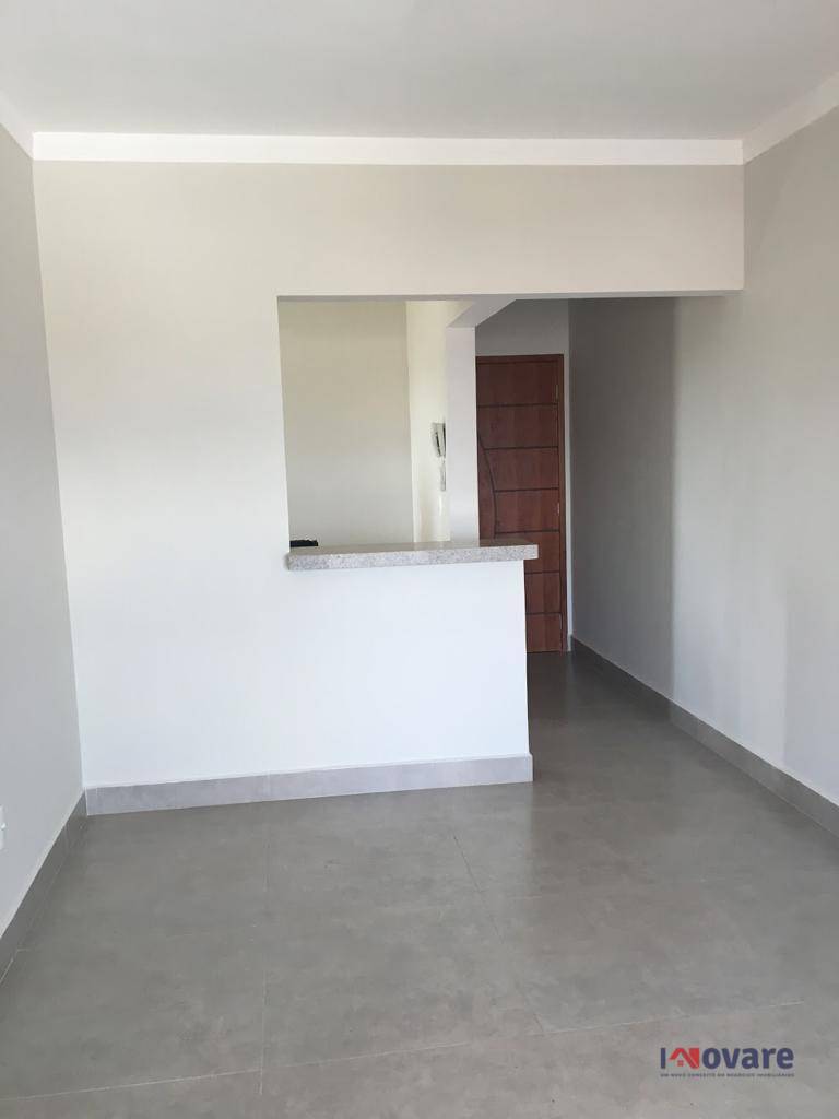 Apartamento à venda com 2 quartos, 73m² - Foto 3