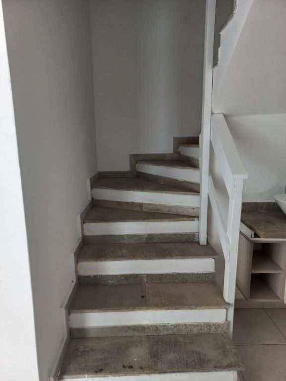 Casa à venda com 4 quartos, 334m² - Foto 11