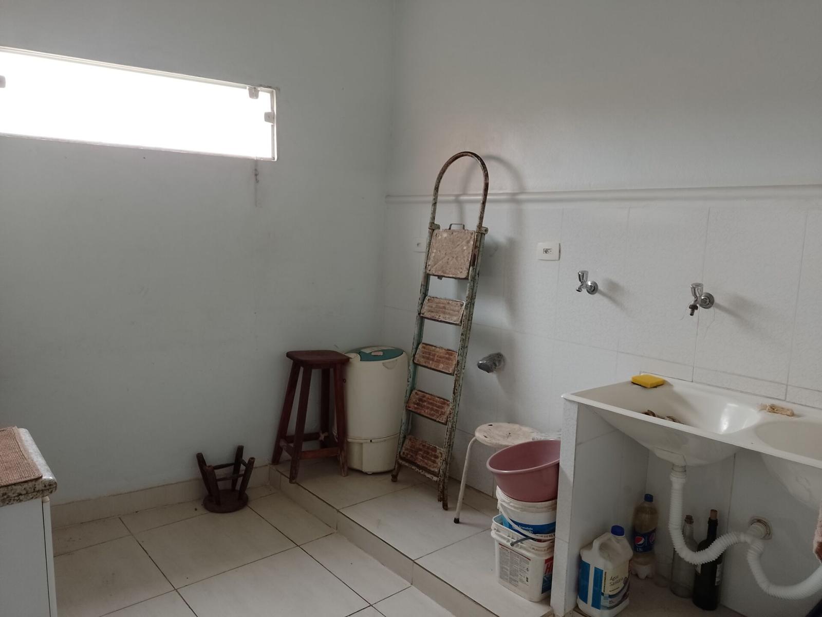 Fazenda à venda com 3 quartos, 1000m² - Foto 2