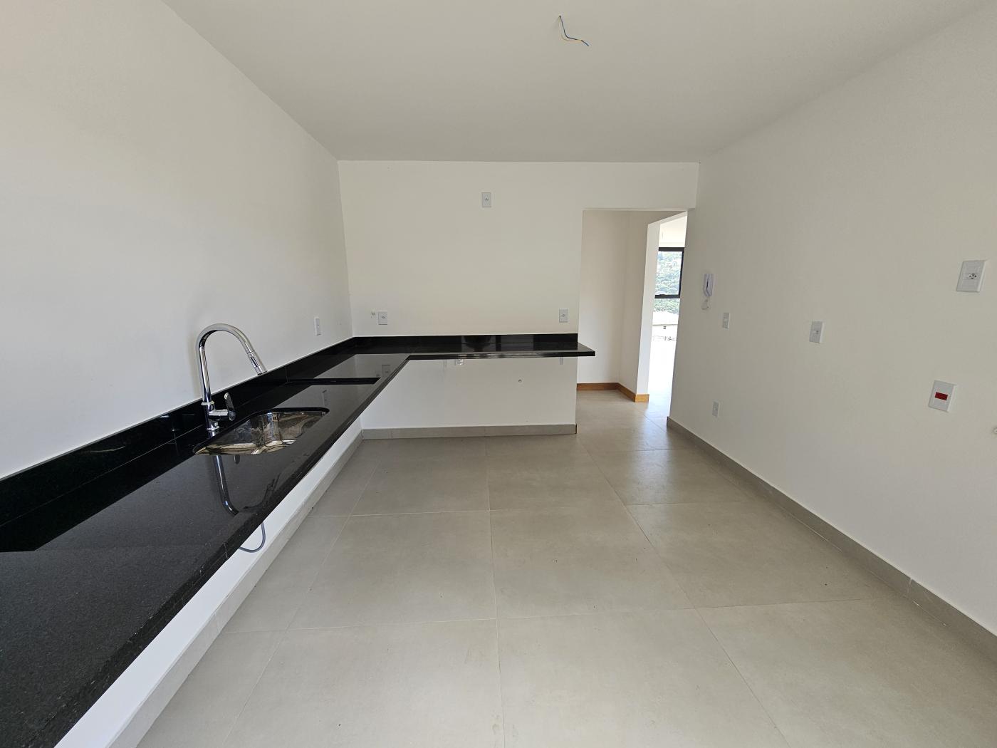 Casa à venda com 5 quartos, 262m² - Foto 16