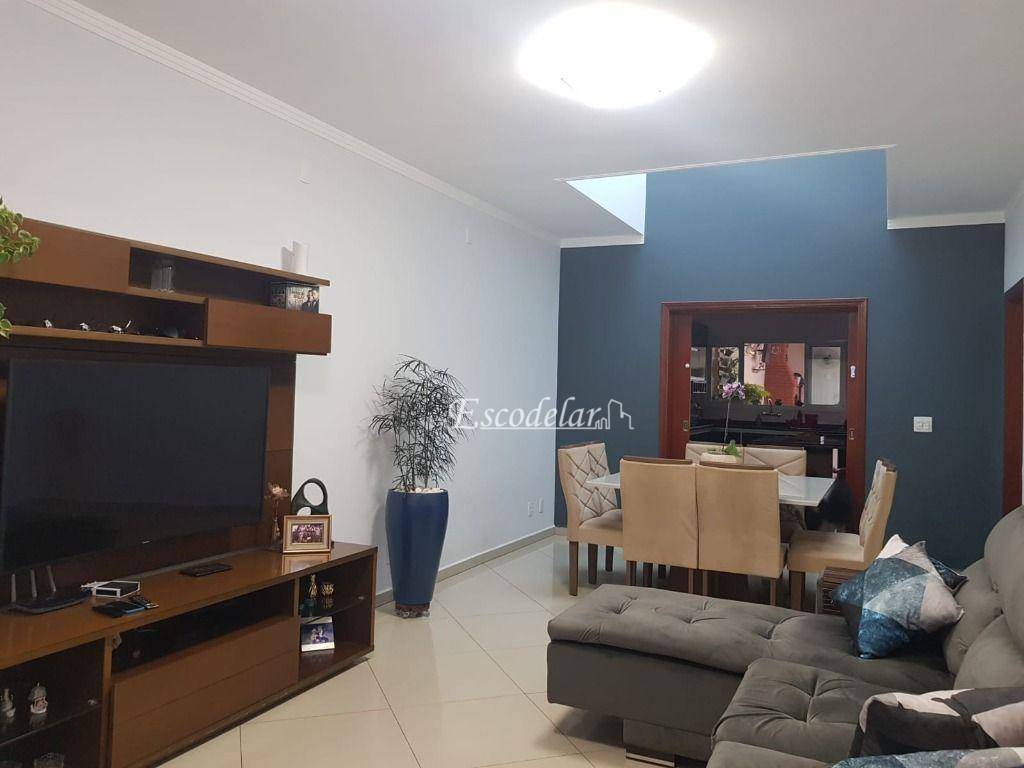 Casa de Condomínio à venda com 3 quartos, 182m² - Foto 2