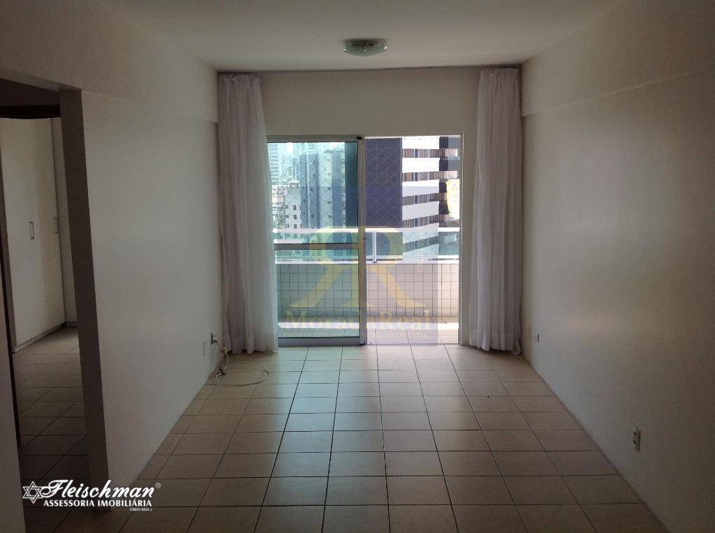 Apartamento à venda com 2 quartos, 60m² - Foto 2