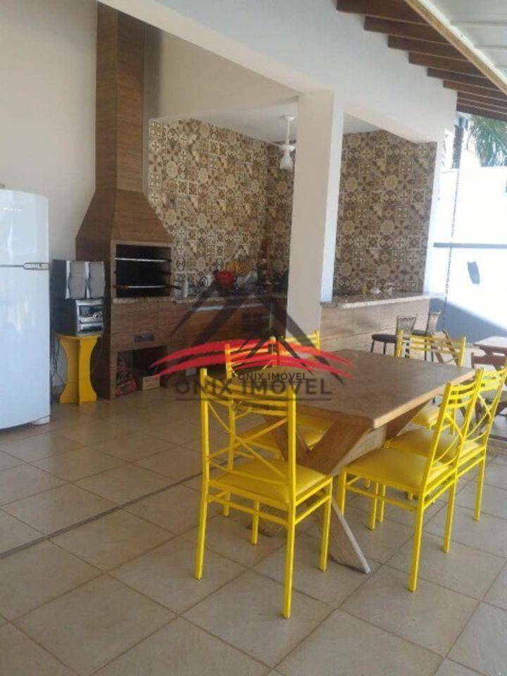 Casa de Condomínio à venda com 4 quartos, 600m² - Foto 15