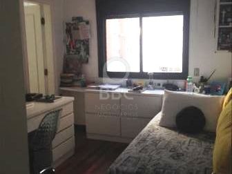 Apartamento à venda com 4 quartos, 262m² - Foto 9