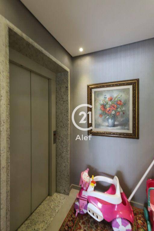 Apartamento à venda com 3 quartos, 168m² - Foto 22