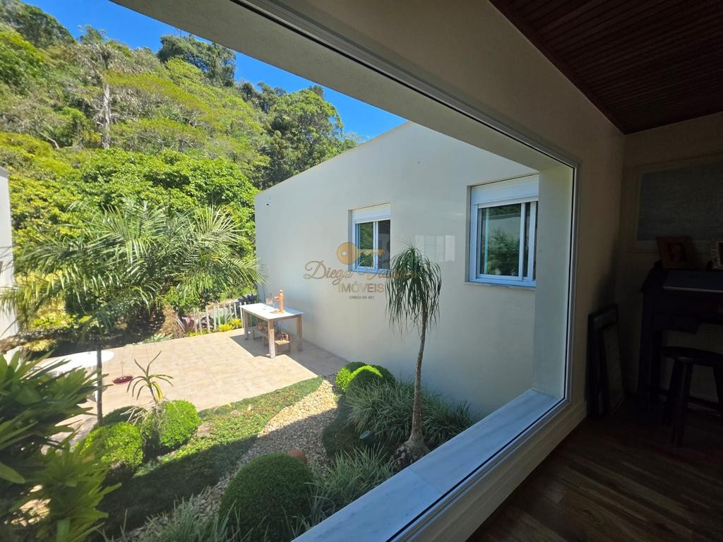 Casa à venda com 4 quartos, 10000m² - Foto 16
