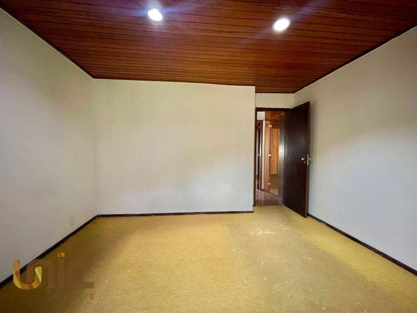 Casa de Condomínio à venda com 5 quartos, 340m² - Foto 21