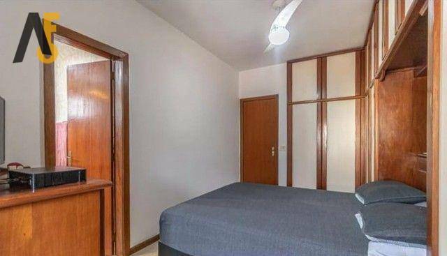 Casa de Condomínio à venda com 3 quartos, 241m² - Foto 9