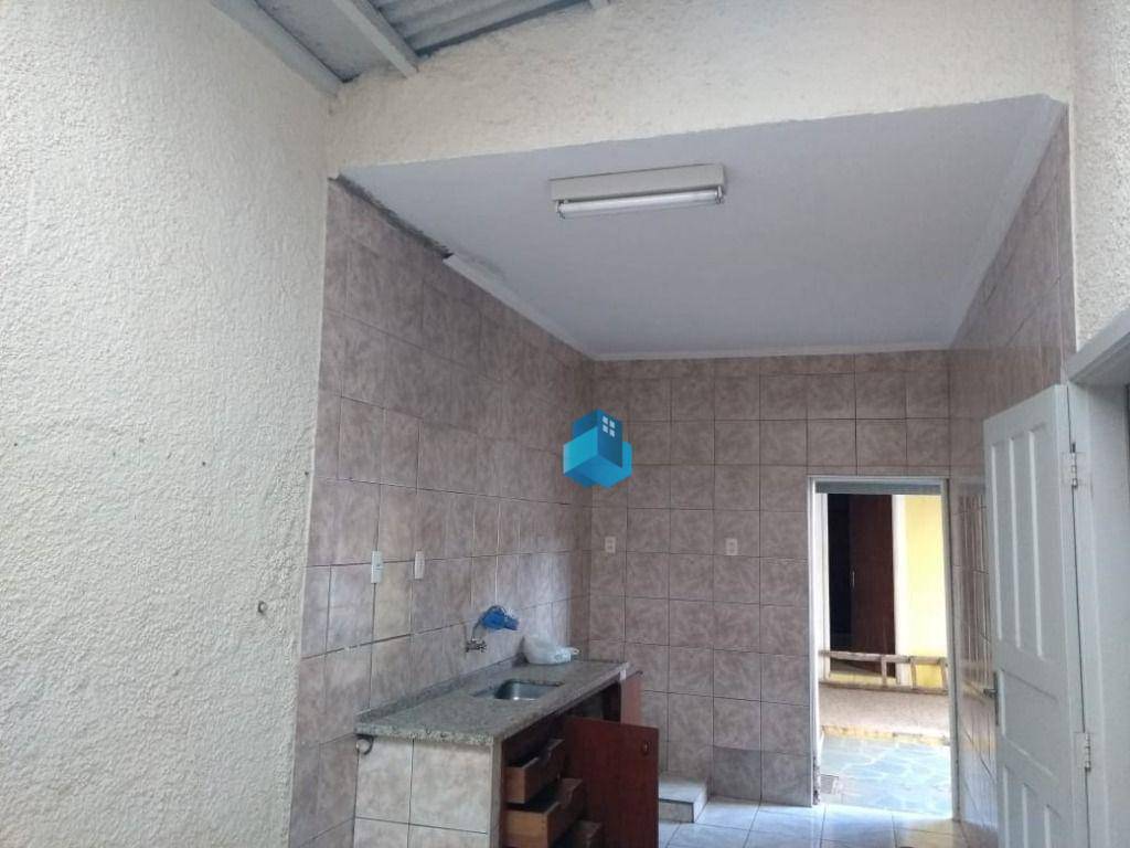 Casa à venda com 3 quartos, 160m² - Foto 10