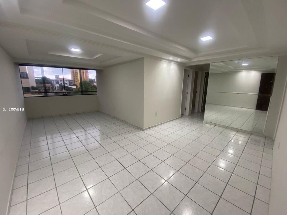 Apartamento à venda com 3 quartos, 93m² - Foto 1