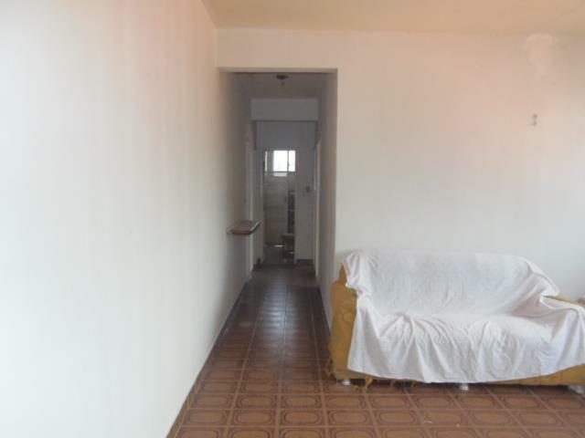 Apartamento à venda com 3 quartos, 95m² - Foto 3