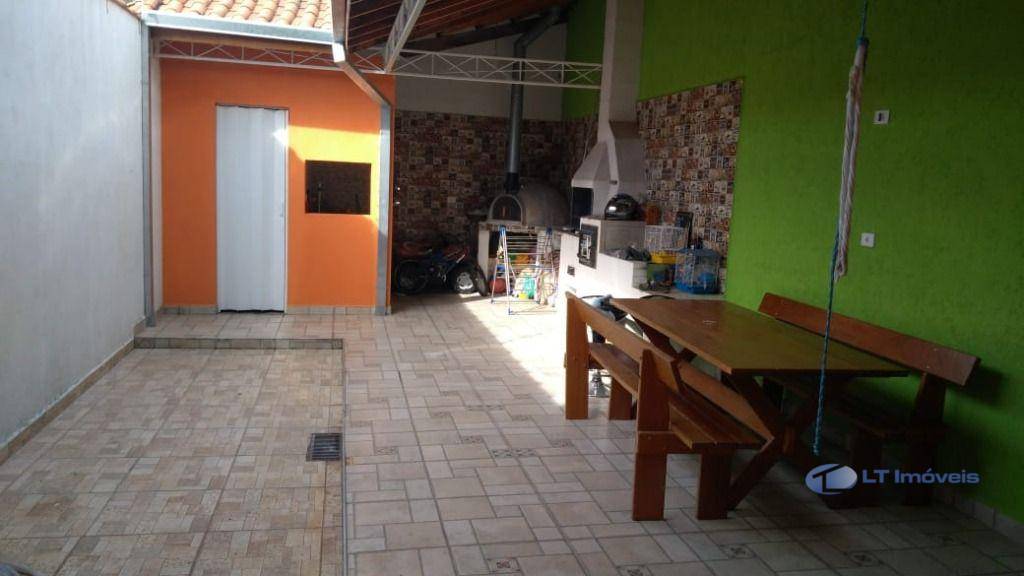 Casa para alugar com 3 quartos, 104m² - Foto 10