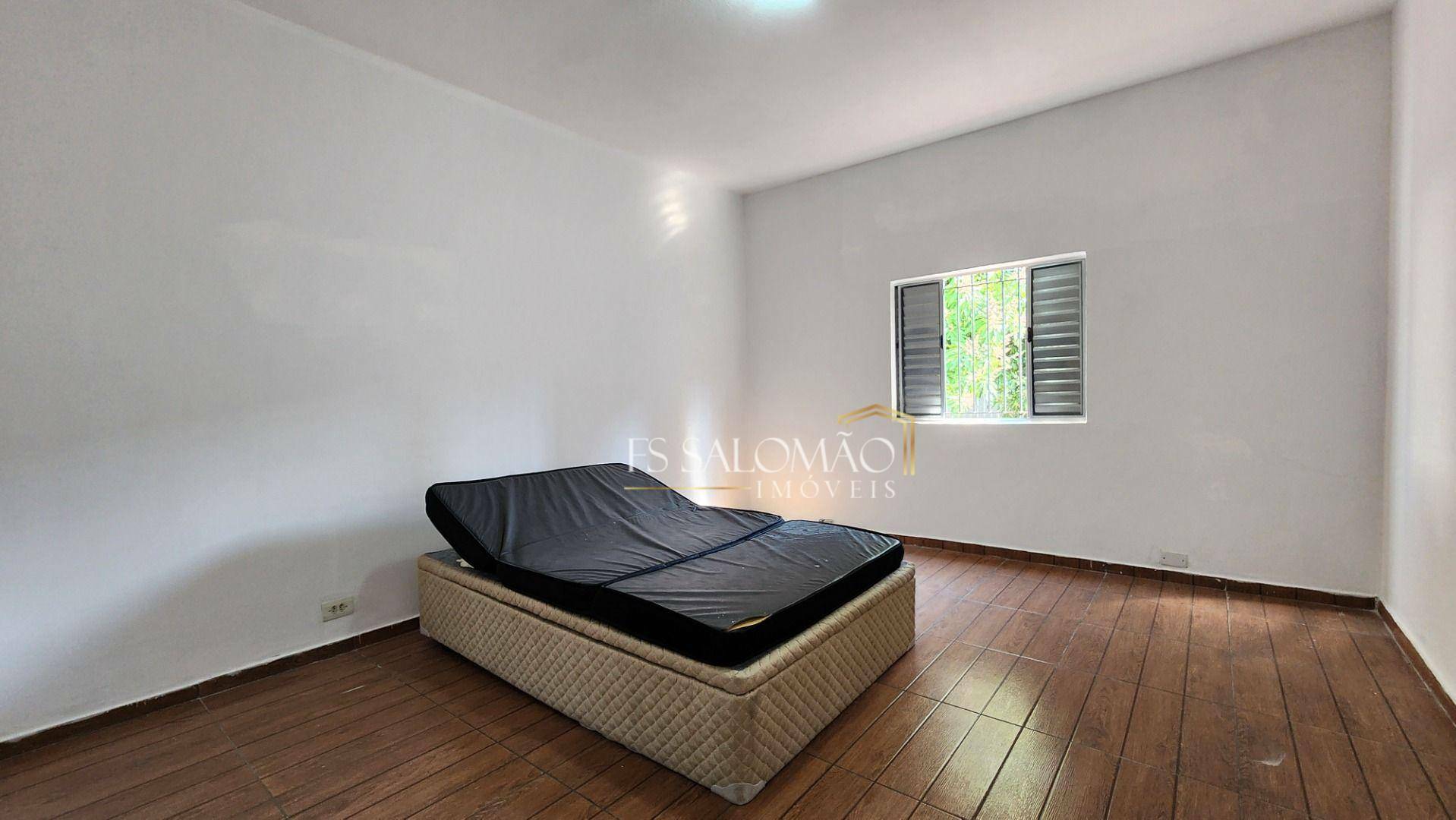 Casa à venda com 2 quartos, 100m² - Foto 8