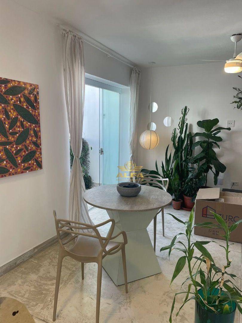 Apartamento à venda com 2 quartos, 70m² - Foto 13