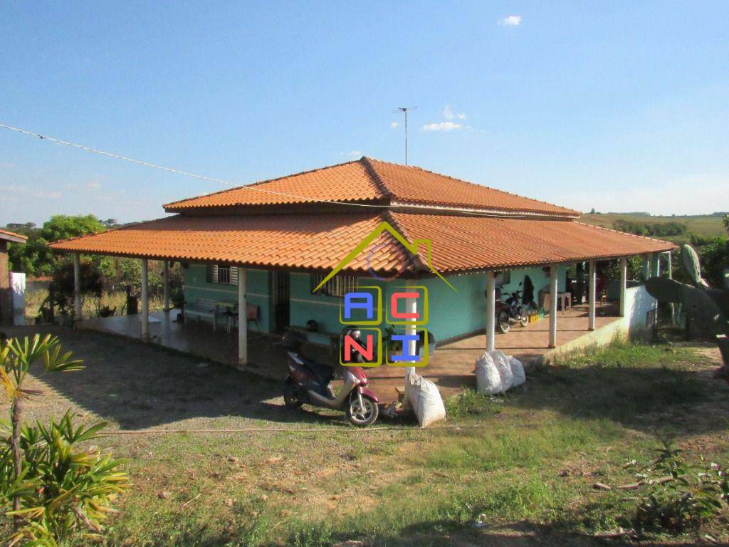 Chácara, 3 quartos, 10000 m² - Foto 1