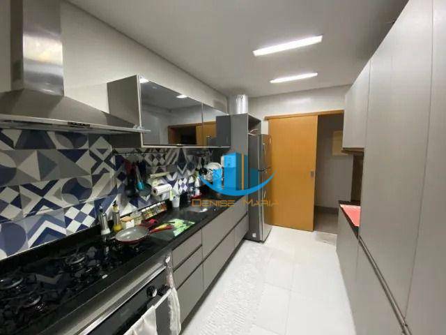 Apartamento à venda com 2 quartos, 80m² - Foto 13