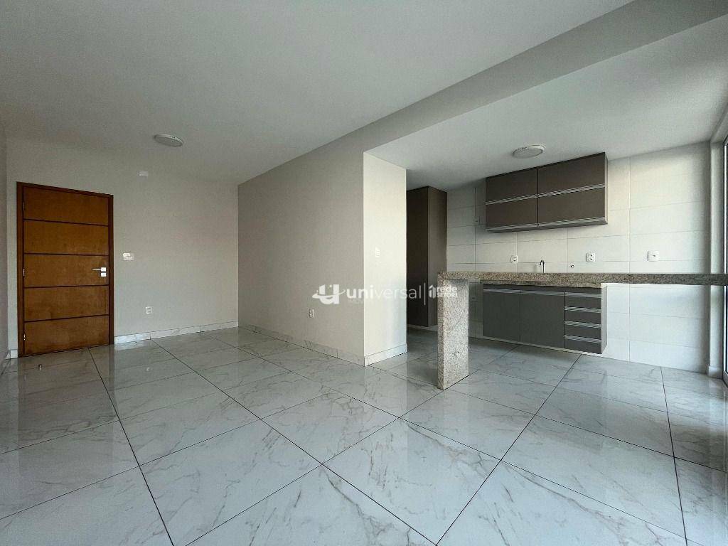 Apartamento à venda com 2 quartos, 112m² - Foto 4