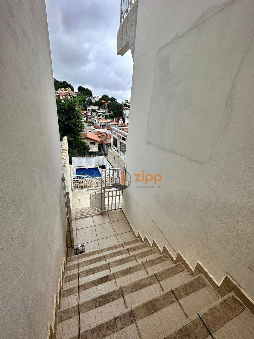 Sobrado à venda com 3 quartos, 300m² - Foto 21