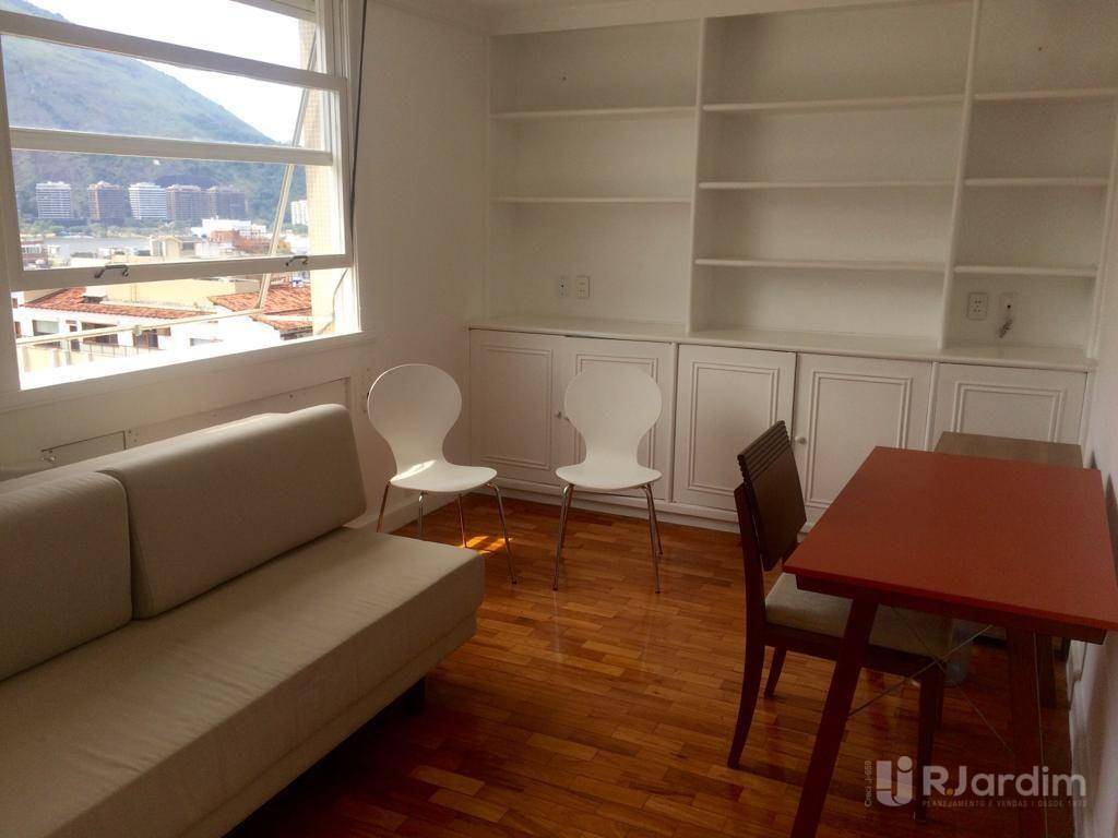 Apartamento para alugar com 3 quartos, 150m² - Foto 6